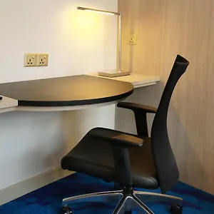 Express Centre By Ihg Hotel